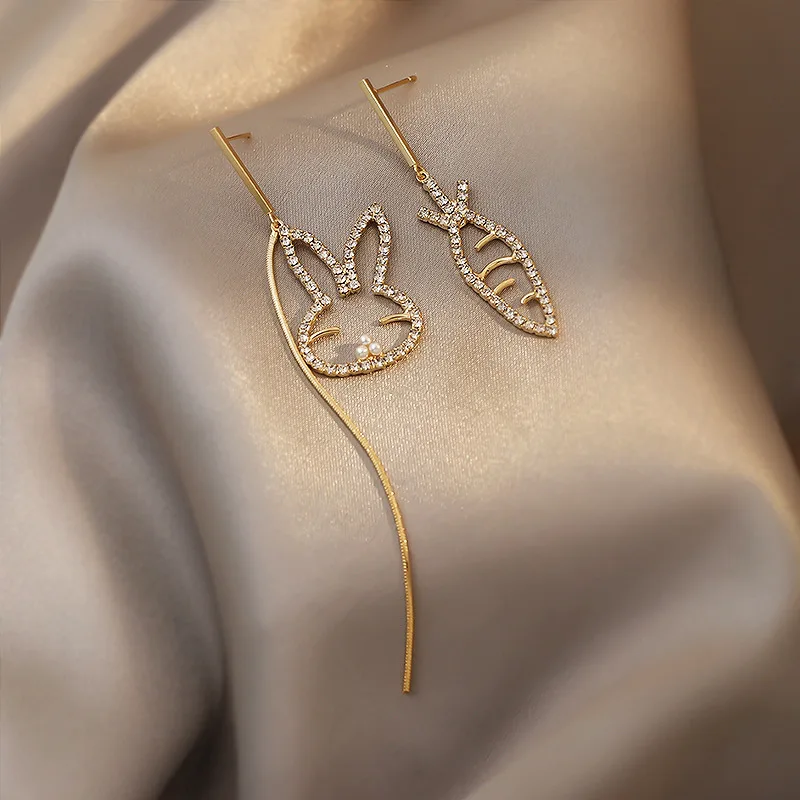 925 ezüst tű koreai divat aszimmetrikus gyöngy, gyémánt nyuszi fülbevaló hosszú fülbevaló temperamentum fülbevaló Kép 0 
