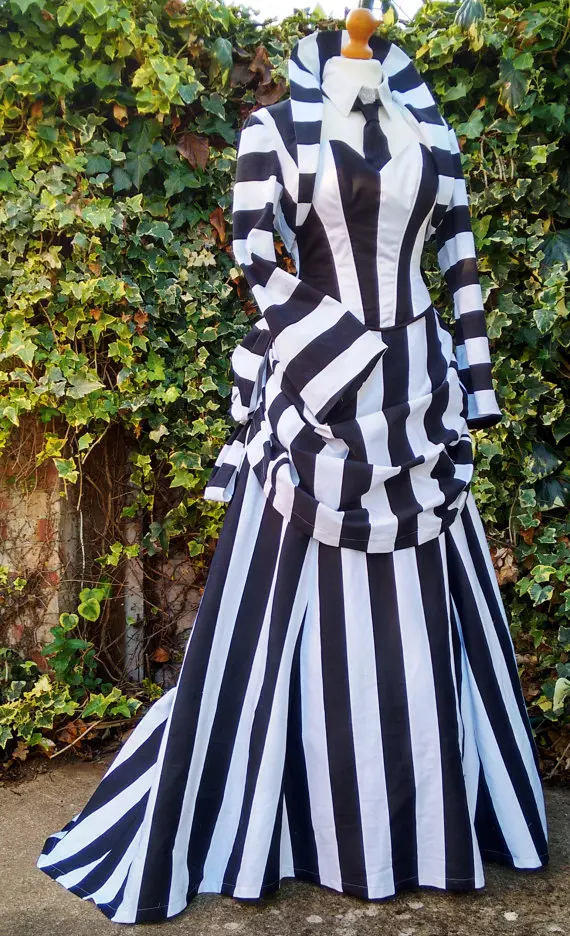 Beetlejuice cosplay ruha dress középkori ruha fekete-fehér csíkos ruhát rendelésre készült