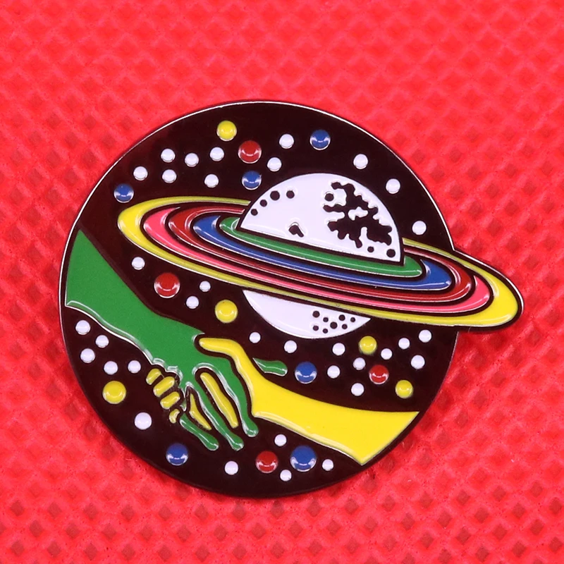 A bolygó a Szaturnusz Kitűző Galaxy Bross Ékszerek Tér Szerető Ajándék Tudomány Bross Zománc pin