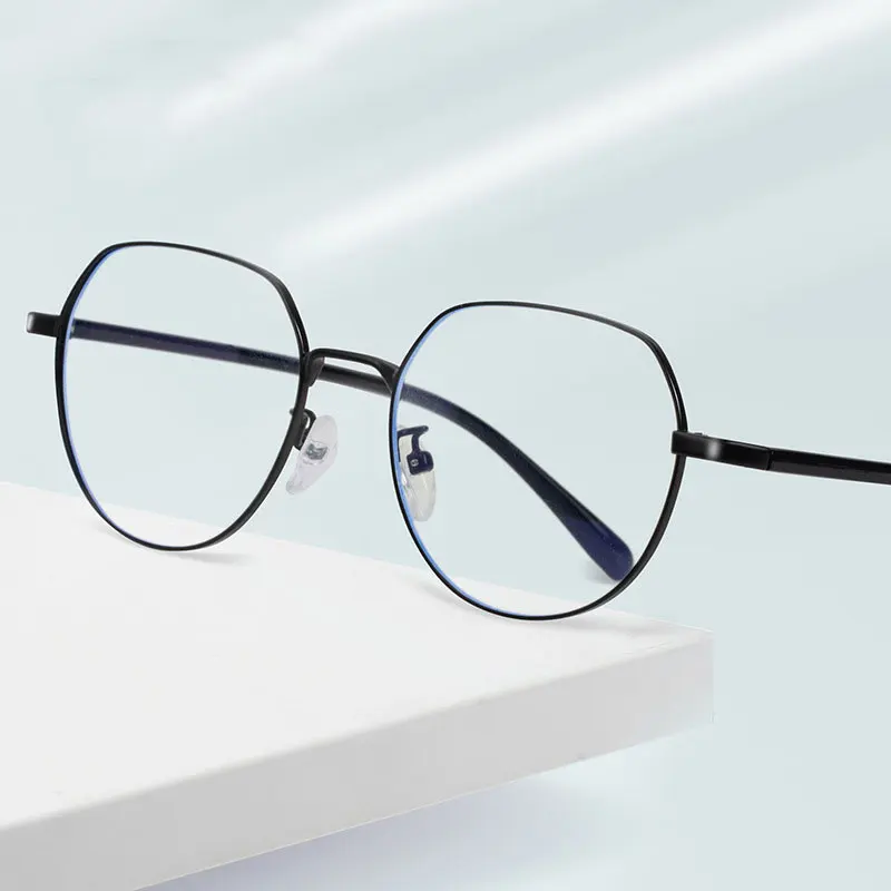 Új Érkezés Divat Márka Tervezője Kék Fény Blokkoló Optikai Szemüveg Keret Kapható Szemüvegek Anti-Blue Ray Szemüveg Keret